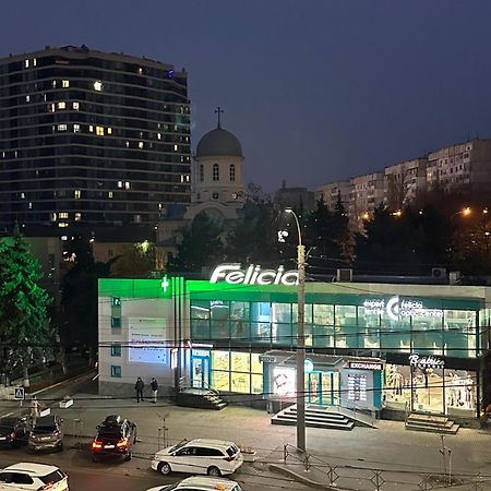 Nocturne Apartment Кишинев Екстериор снимка